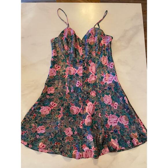 Vintage Gold Label Victoria Secret Slip - Picture 1 of 4